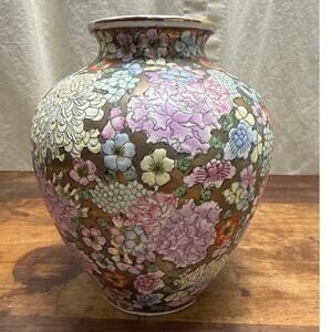Chinese Porcelain Large Vase "Thousand Flowers" Pattern Home Decor Collectible